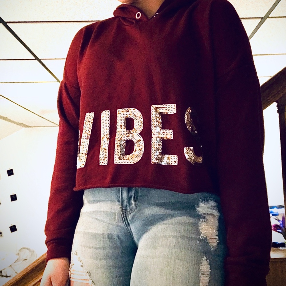 Magenta Long-Sleeved Crop